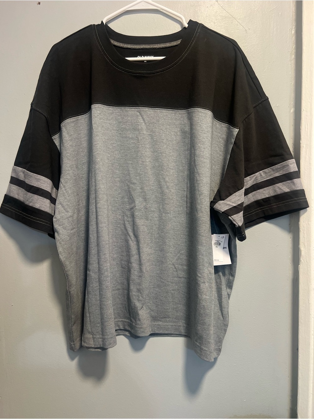 Old Navy Black & Grey Short-Sleeve Crewneck Tee size XXL